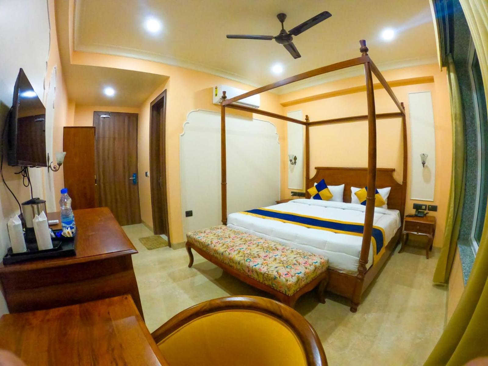 The Taj Vista Agra- Walking Distance To Taj Mahal Hotel Agra  Buitenkant foto