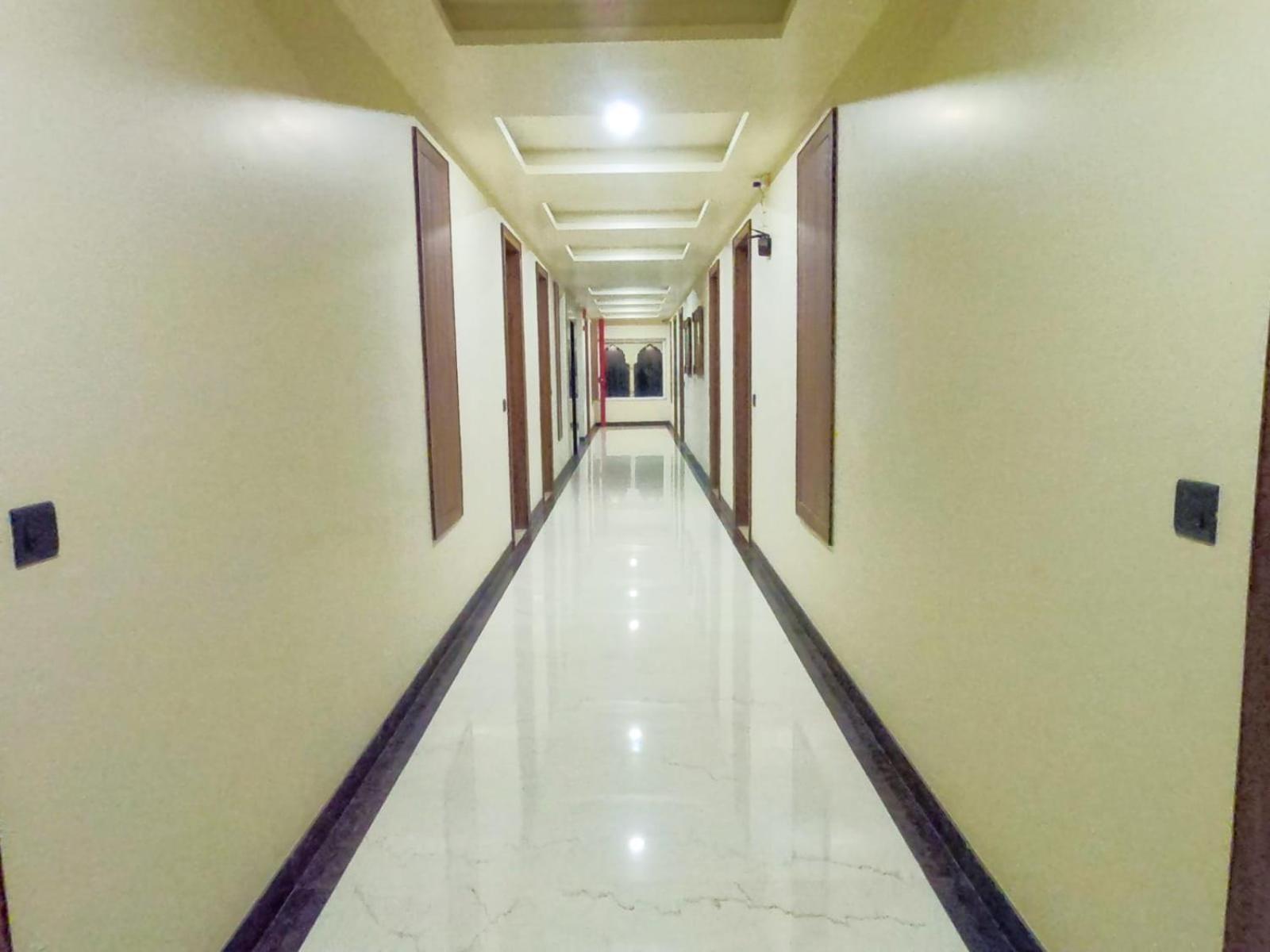The Taj Vista Agra- Walking Distance To Taj Mahal Hotel Agra  Buitenkant foto